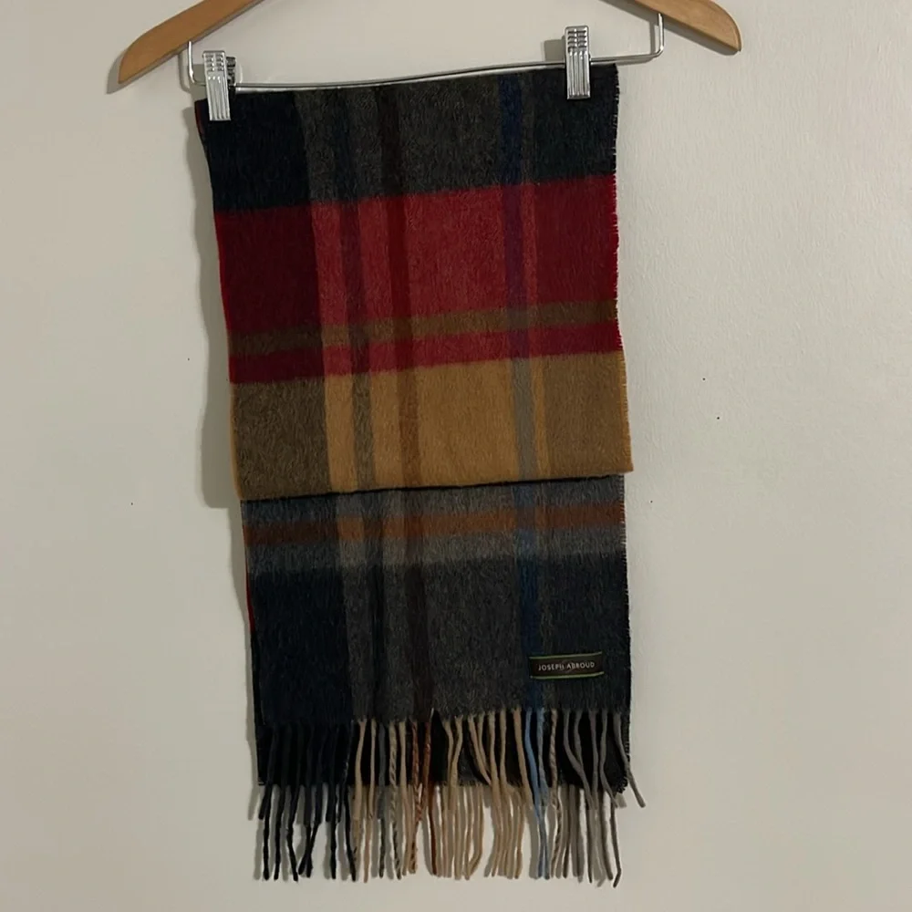 Joesph Abboud men’s brown fringe plaid cashmere scarf